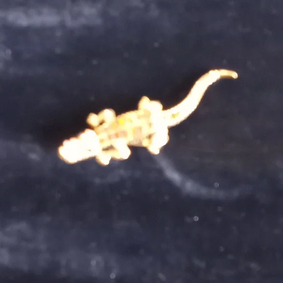 Rhinestoned Topaz Alligatorπ Brooch - Picture 3 of 11